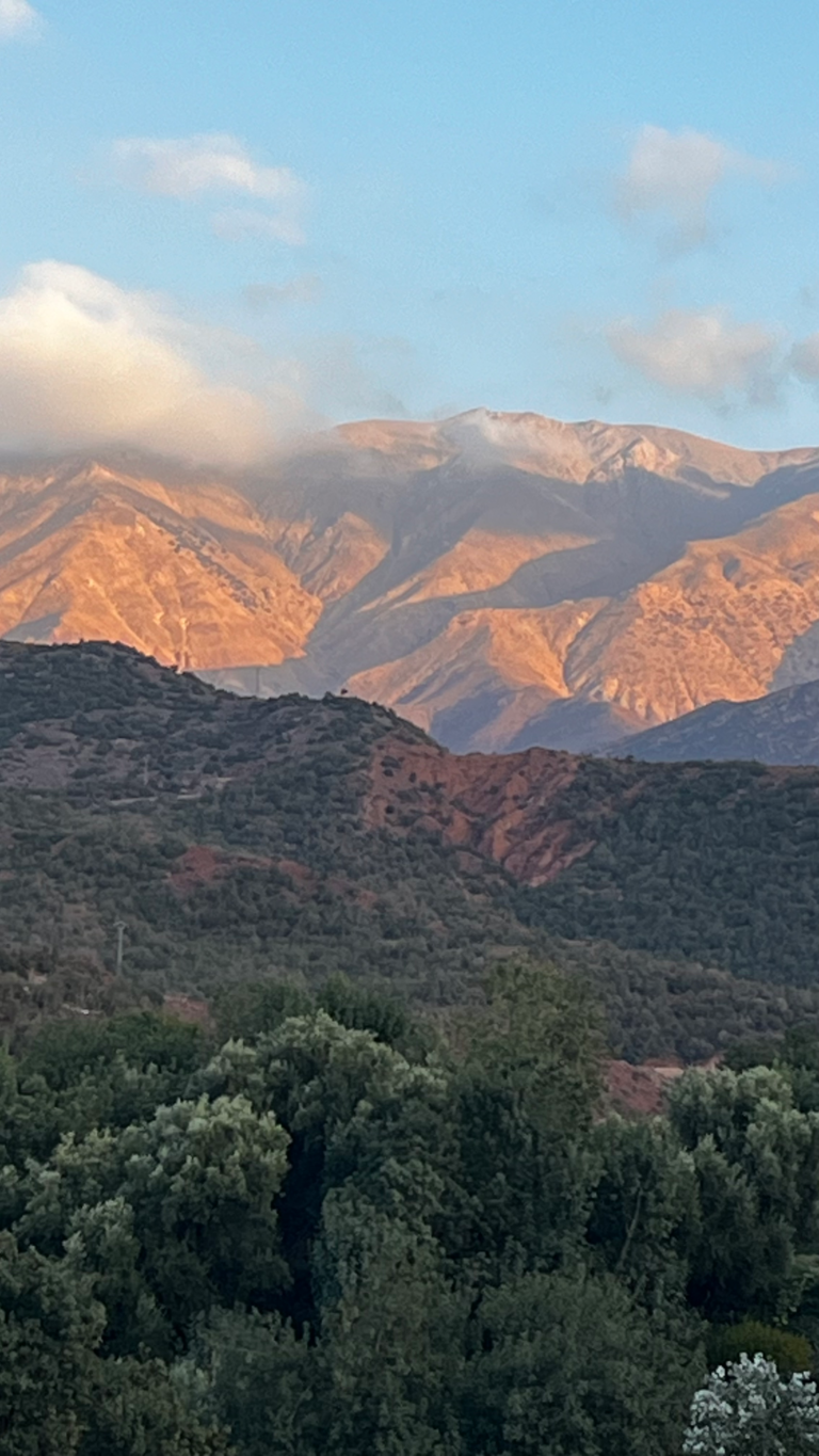 Montagnes de la vallée du Zat